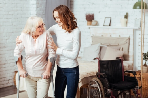 5 Ways That Home Health Care Helps Reduce Senior Fall Risks